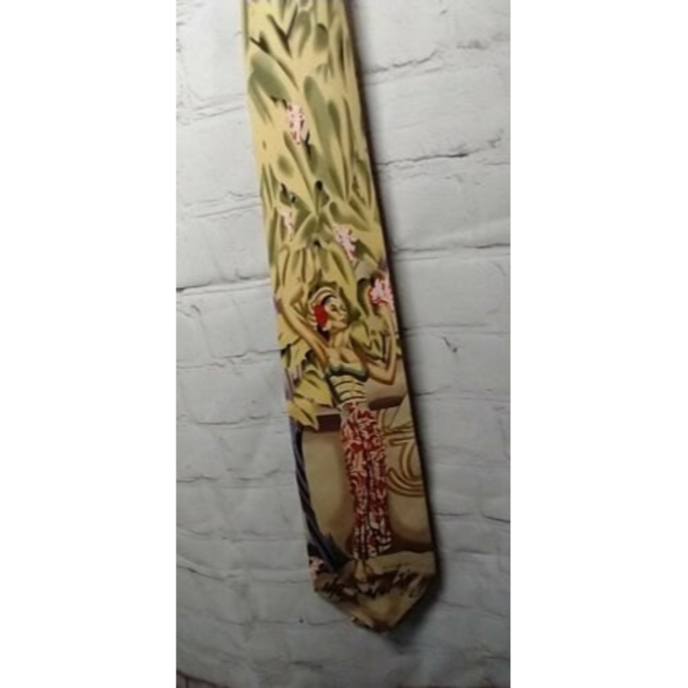 Tommy Bahama Silk Hawaiian Hula Girl Tiki Tie 100% Silk Handmade